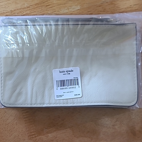 Kate Spade Wristlet - Picture 2 of 3